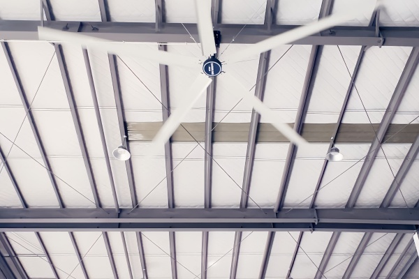 40°C workshop vs. 26°C—only this DAWANG fan can make the difference.