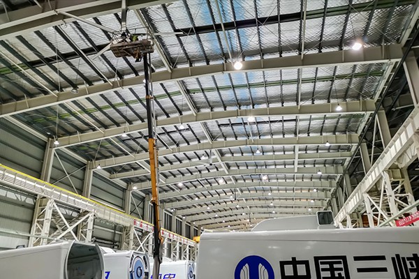 Dawang 8.5m “Wind King”: HVLS Fans Deliver Better Energy Savings in Cool Seasons